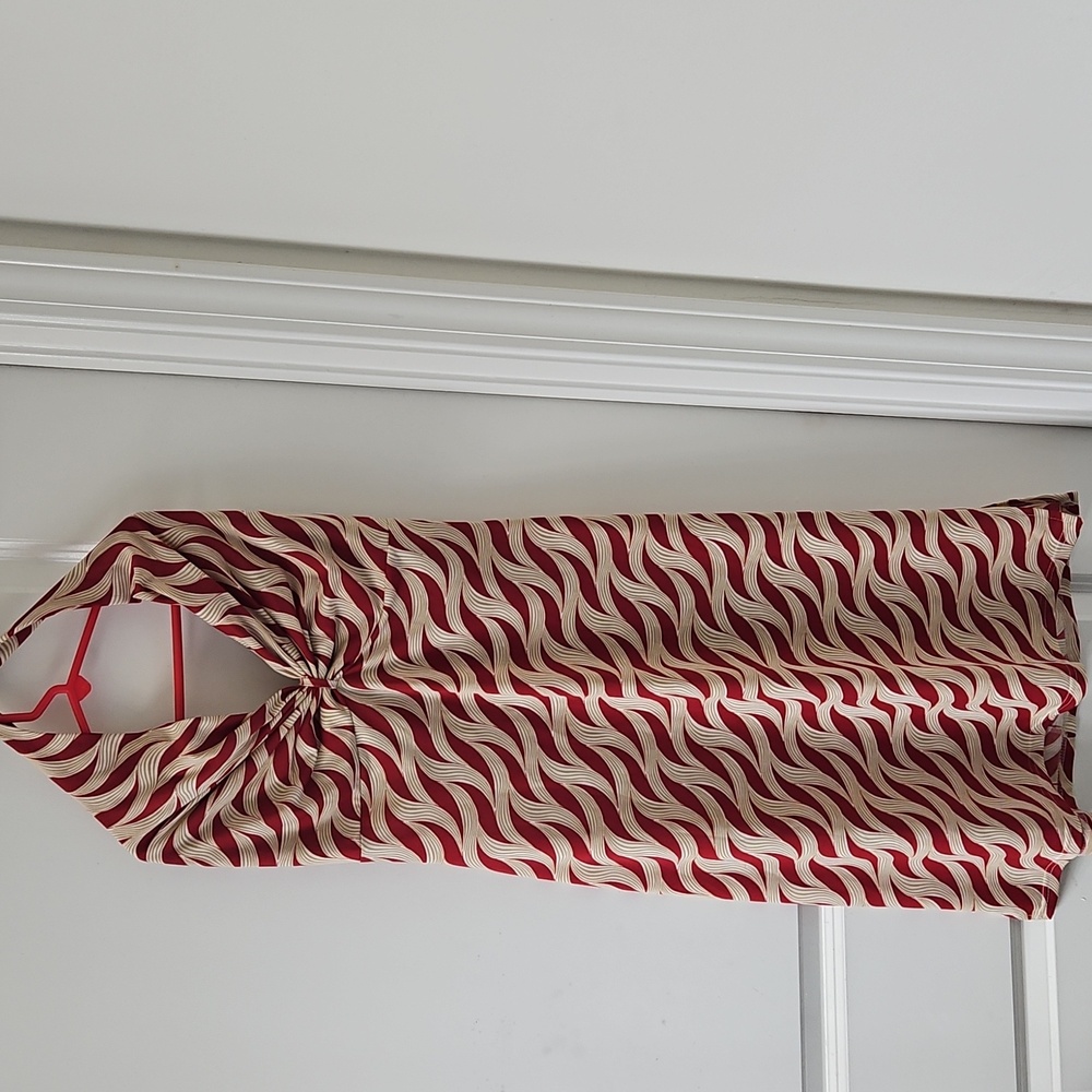 Luly K Red and Cream Twist-Front Wave Dress